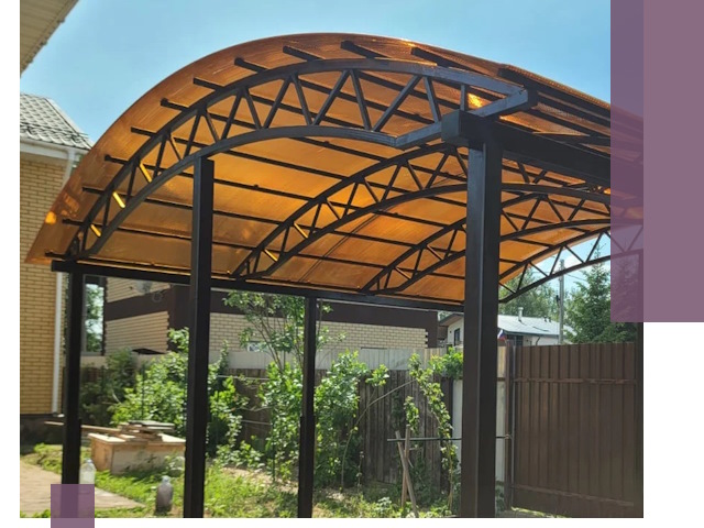 Изготовление навесов под ключ в Можге из качественных материалов