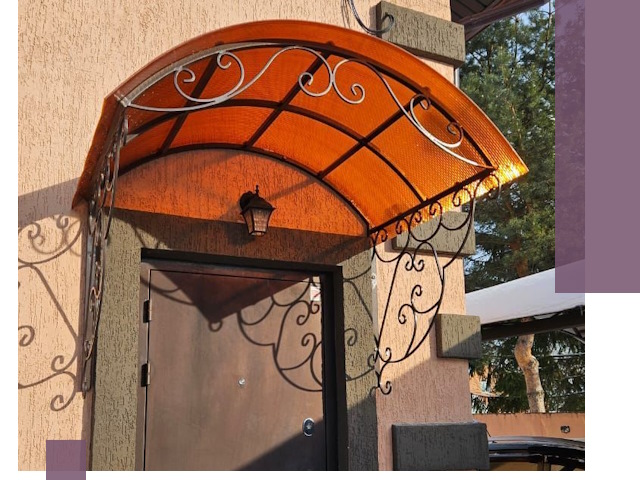 Демонтаж козырьков в Можге быстро и безопасно