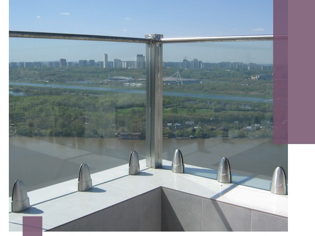 Стеклянные парапеты премиум класса в Можге для домов и бизнесов